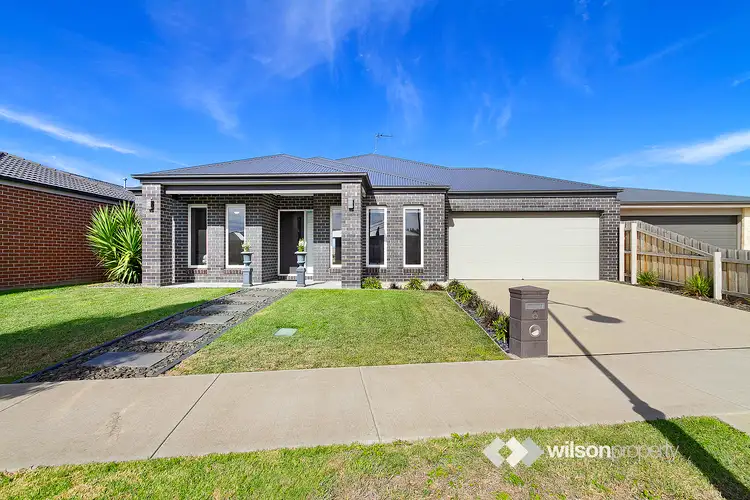 8 Columbia Crescent, Traralgon VIC 3844