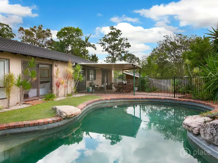 46 Diamantina Street, Chapel Hill QLD 4069