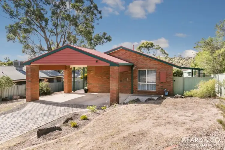 3 Proud Terrace, Flora Hill VIC 3550