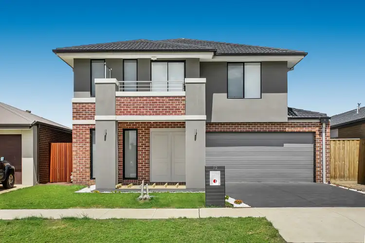 82 Longshore Drive, Clyde North VIC 3978