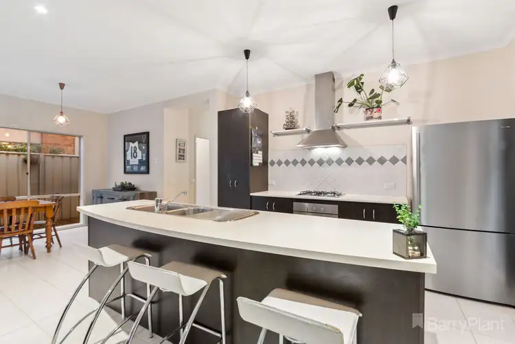 Fifth view of Homely house listing, 10 Hopkins Pass, Pakenham VIC 3810
