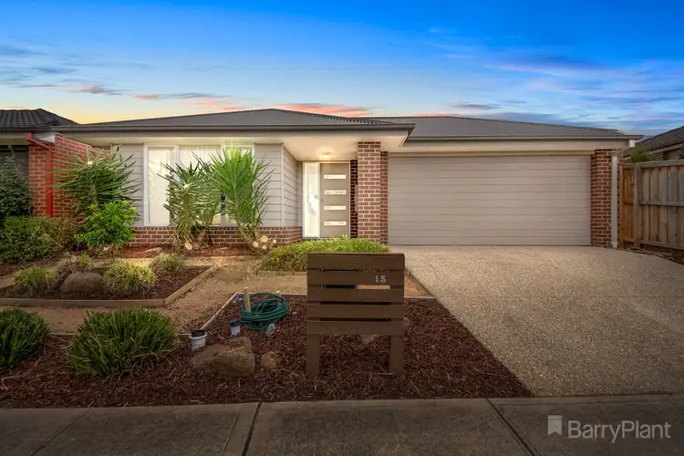15 Orchid Street, Officer VIC 3809