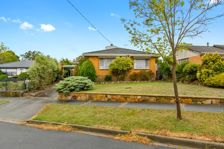 9 Foster Avenue, Morwell VIC 3840