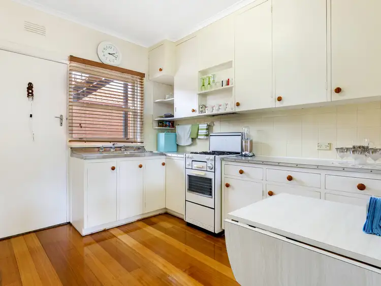Sixth view of Homely unit listing, 1/5 Barkly Street, Mornington VIC 3931