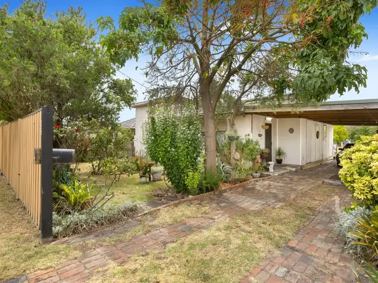 35 Leon Avenue, Rosebud VIC 3939