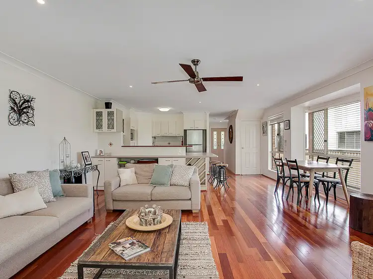 2/14 Nobby Parade, Miami QLD 4220