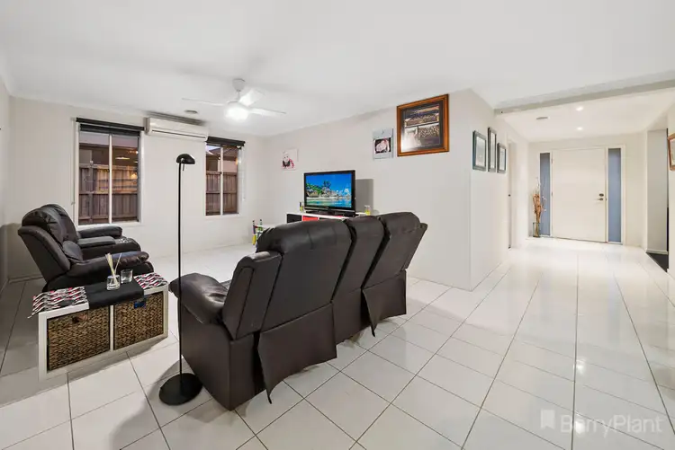 Sixth view of Homely house listing, 7 Maor Drive, Pakenham VIC 3810
