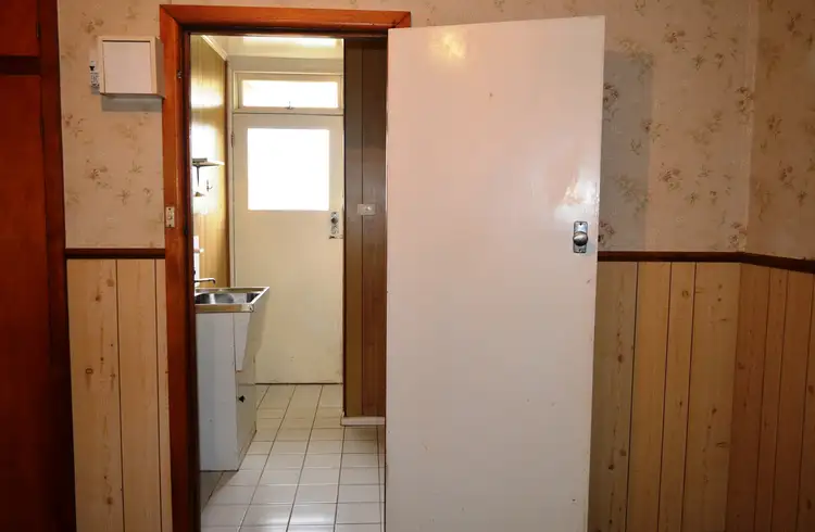 Fifth view of Homely unit listing, 1/7 Moet Street, Colac VIC 3250