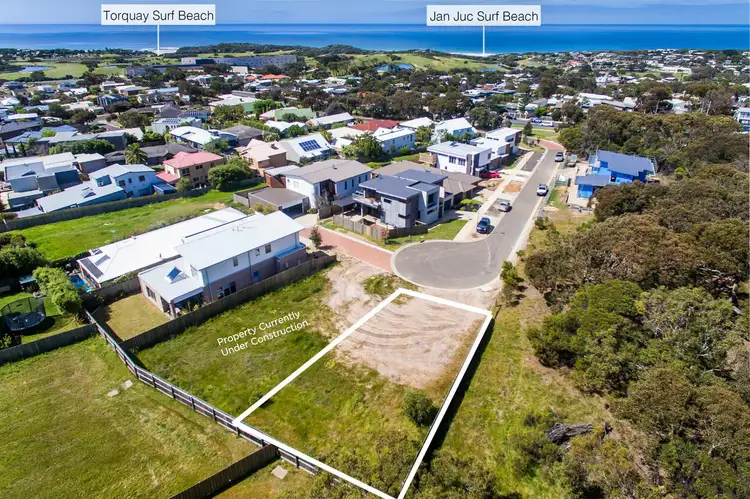 2 Currawong Court, Torquay VIC 3228
