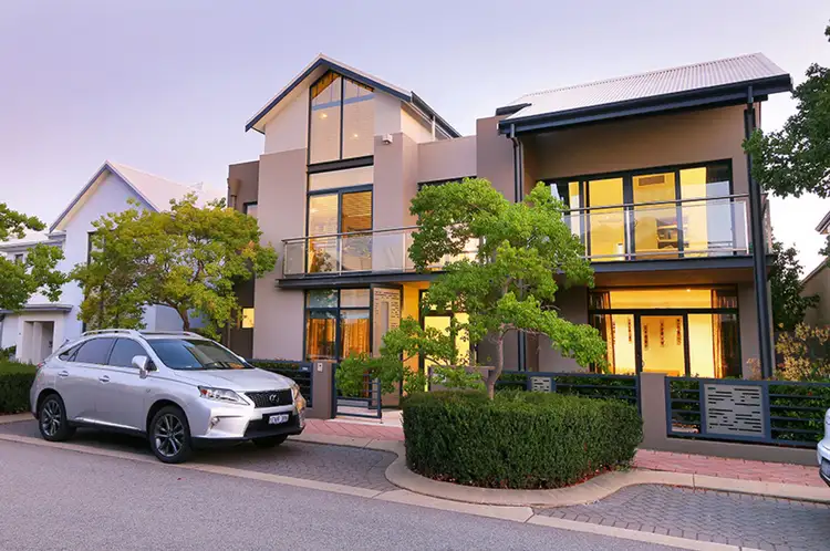 44 Coral Tree, Subiaco WA 6008