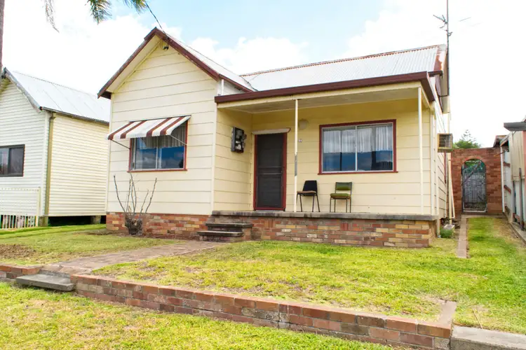 11 Mayfield Street, Cessnock NSW 2325