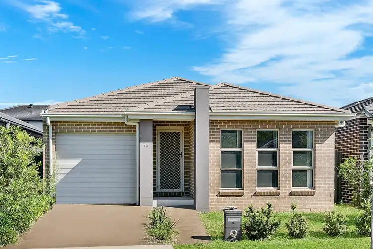 74 Callistemon Circuit, Jordan Springs NSW 2747