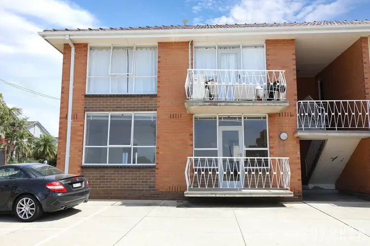 Unit 1/86 The Strand, Newport VIC 3015