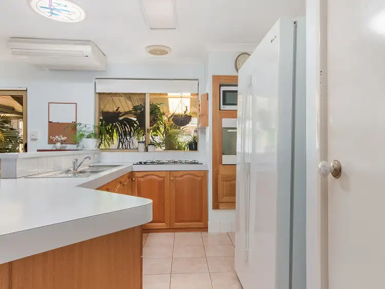 Seventh view of Homely house listing, 10 Cutlass Place, Safety Bay WA 6169
