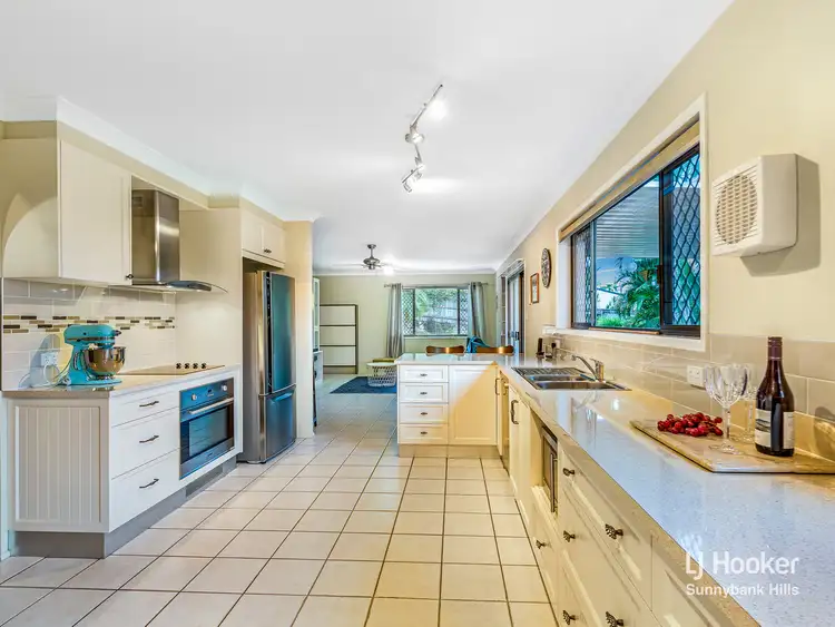 Sixth view of Homely house listing, 19 Pineneedle Place, Sunnybank Hills QLD 4109