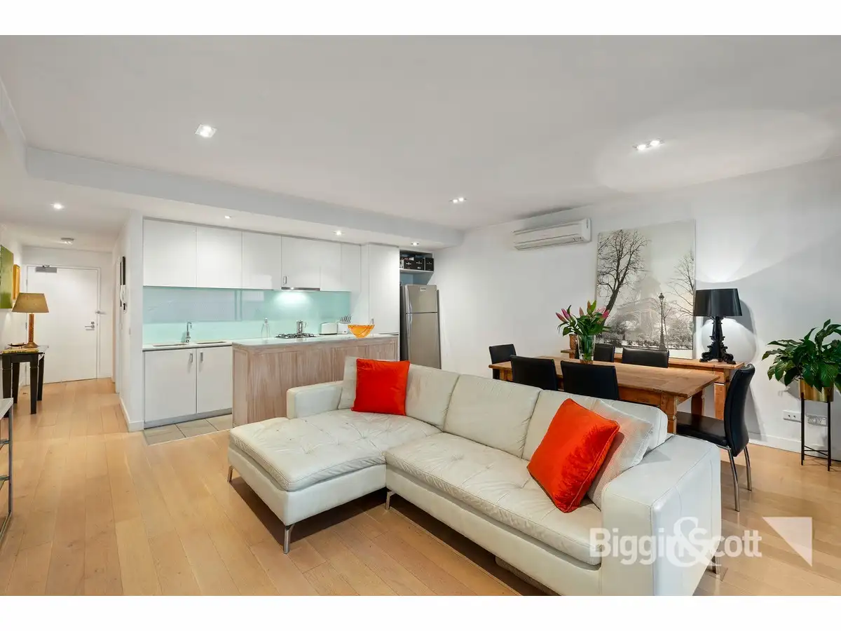 Main view of Homely apartment listing, 5/96 Bay Street, Port Melbourne VIC 3207