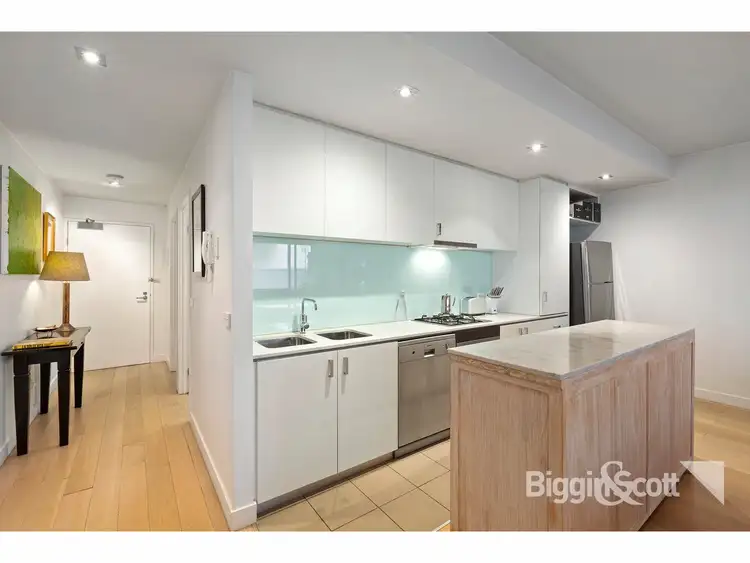 Third view of Homely apartment listing, 5/96 Bay Street, Port Melbourne VIC 3207