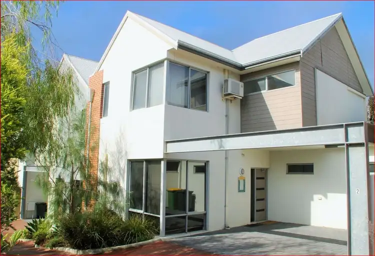 2/31 Harvest Road, North Fremantle WA 6159