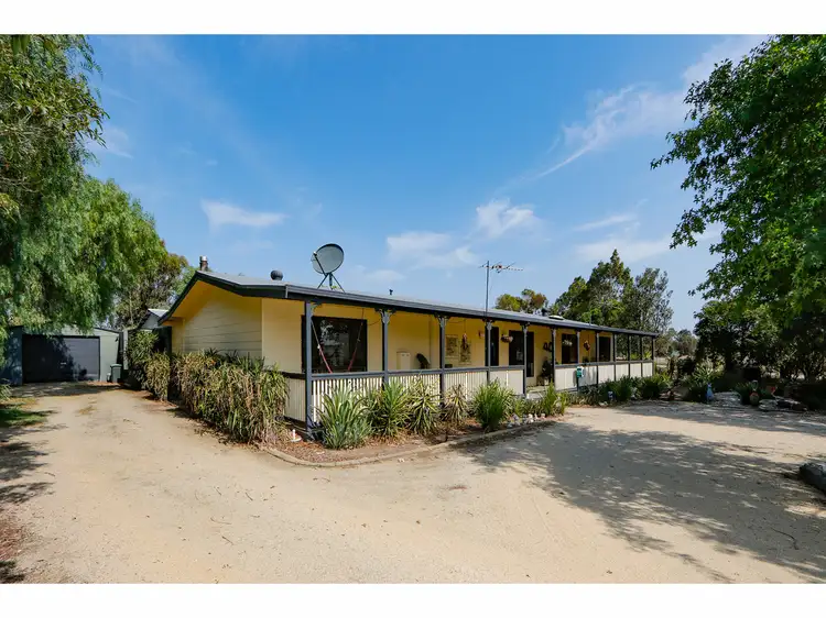 32 Chinamans Lane, Sale VIC 3850