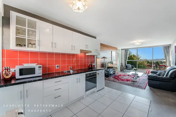 6/11 Byron Street, Sandy Bay TAS 7005