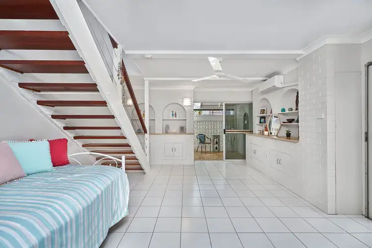 Main view of Homely unit listing, 4/4 Crathern Close, Edge Hill QLD 4870