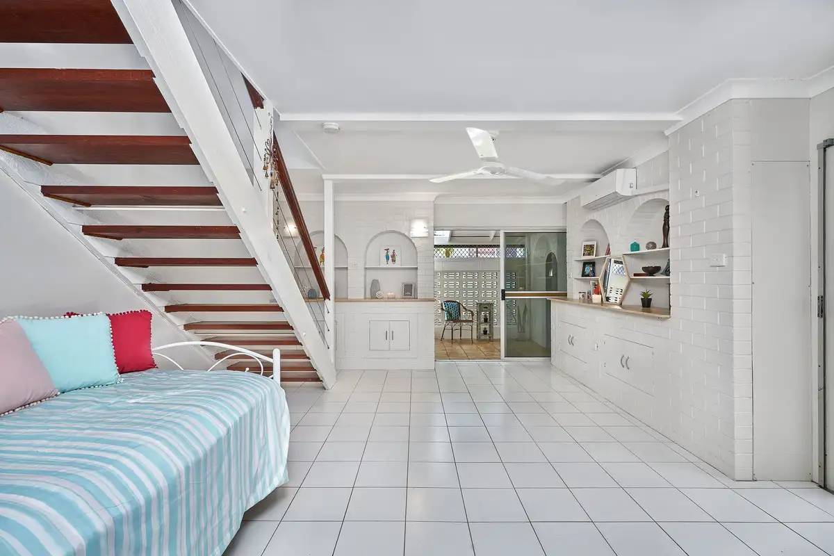 Main view of Homely unit listing, 4/4 Crathern Close, Edge Hill QLD 4870