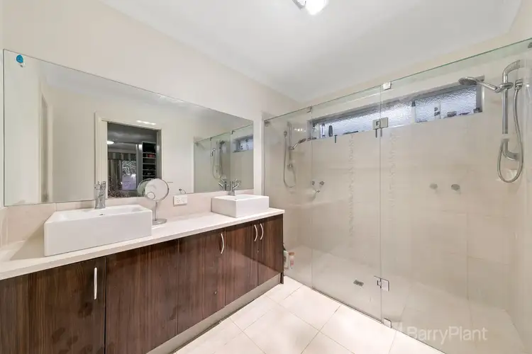 Fourth view of Homely house listing, 32 Kensington Square, Drouin VIC 3818