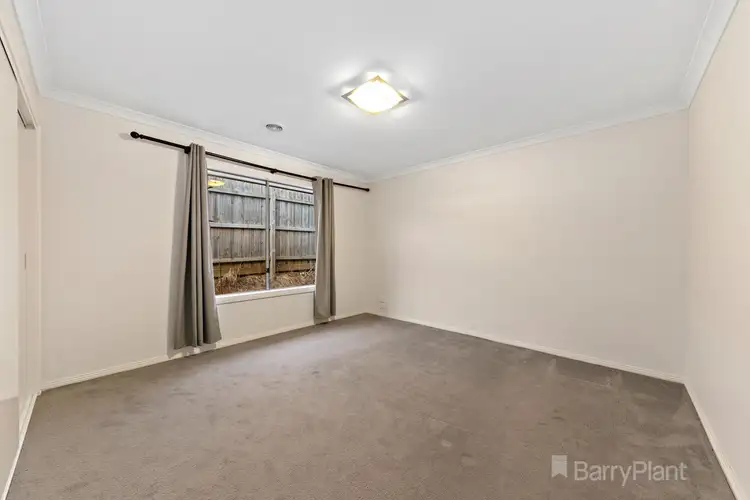 Sixth view of Homely house listing, 32 Kensington Square, Drouin VIC 3818