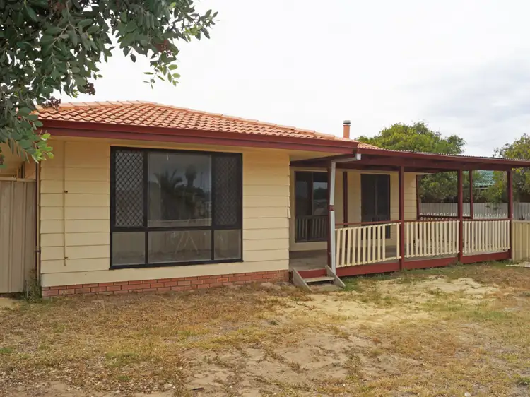 6 Chestnut Street, Castletown WA 6450