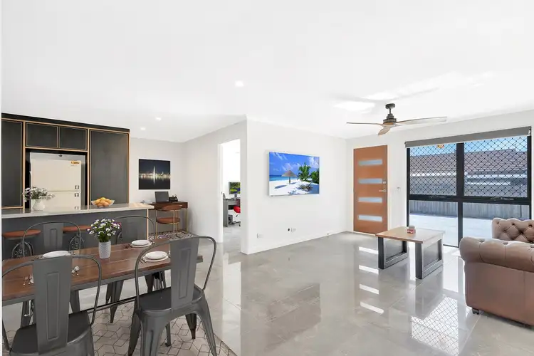 2/47 Alexander Drive, Highland Park QLD 4211