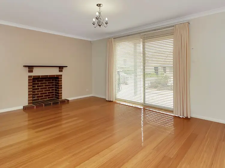 Fourth view of Homely house listing, 40 Lakefront Circle, The Vines WA 6069