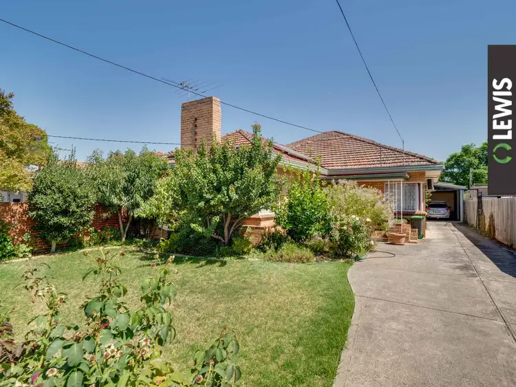 49 Waverley Parade, Pascoe Vale South VIC 3044