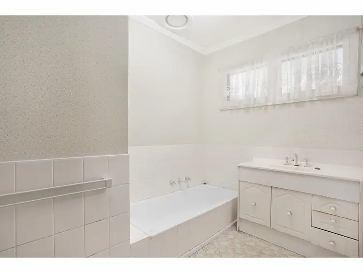 Fourth view of Homely house listing, 215 Holdsworth Road, North Bendigo VIC 3550