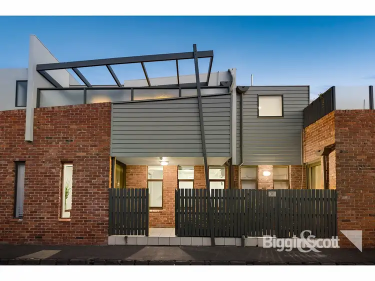 21/97 Cruikshank Street, Port Melbourne VIC 3207