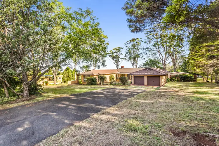 6 Large Street, Middle Ridge QLD 4350