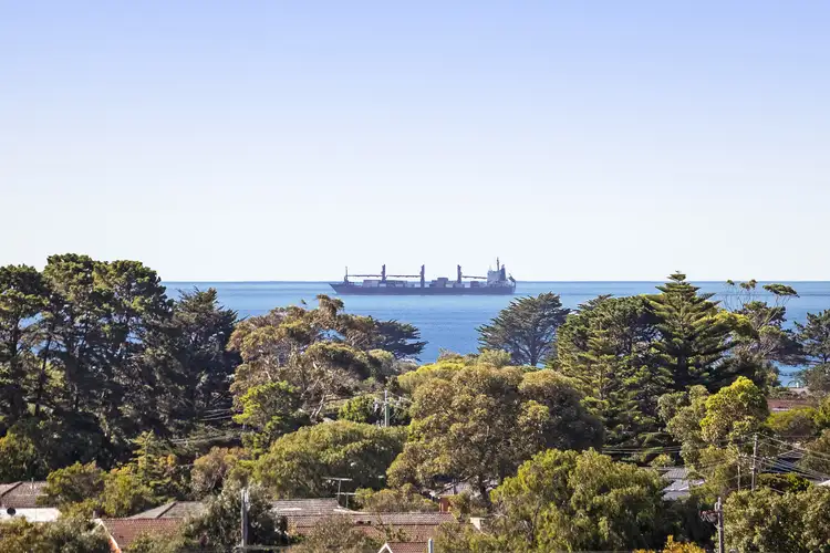 Second view of Homely house listing, 2 Debra Court, Tootgarook VIC 3941