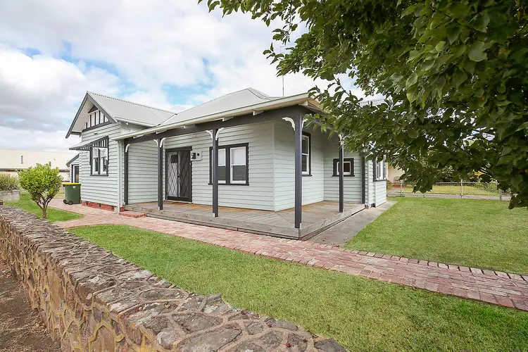 54 Armstrong Street, Colac VIC 3250