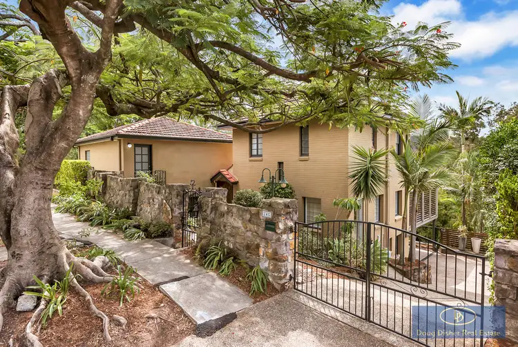 245 Stanley Terrace, Taringa QLD 4068