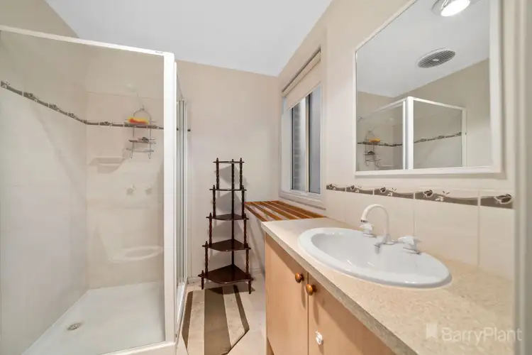 Fifth view of Homely house listing, 25 Jacaranda Way, Pakenham VIC 3810