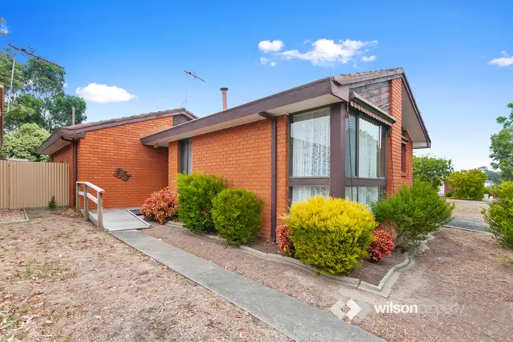 100 Grubb Avenue, Traralgon VIC 3844