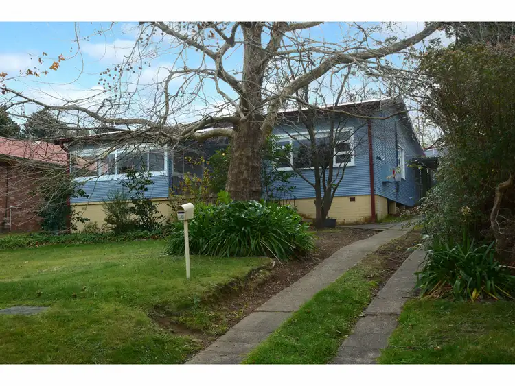 86 Dalrymple Avenue, Wentworth Falls NSW 2782