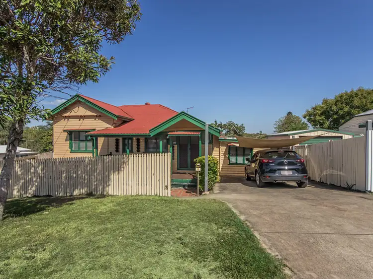 2 Thomas Street, Sadliers Crossing QLD 4305