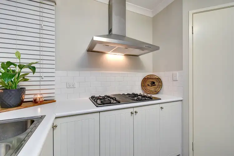 Sixth view of Homely house listing, 4 Kinvara Way, Ridgewood WA 6030