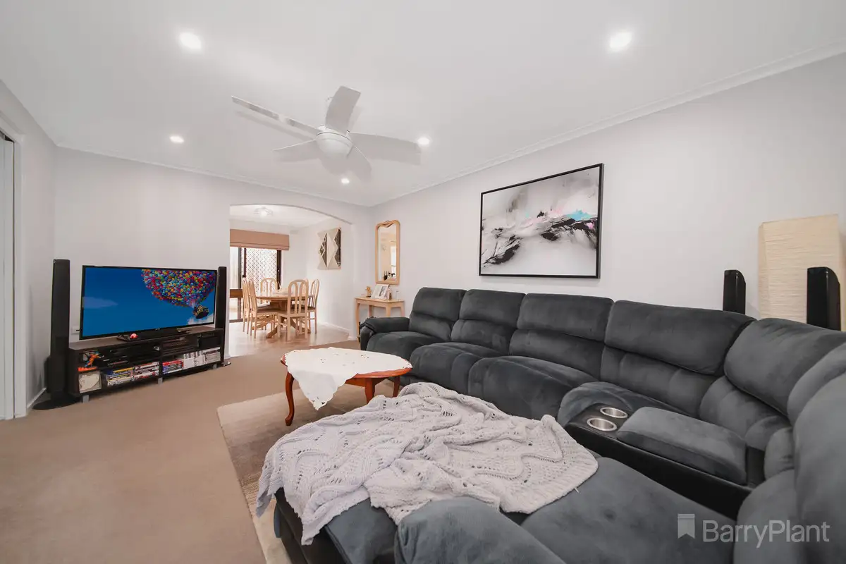 Main view of Homely unit listing, 1/7 Lindman Street, Drouin VIC 3818