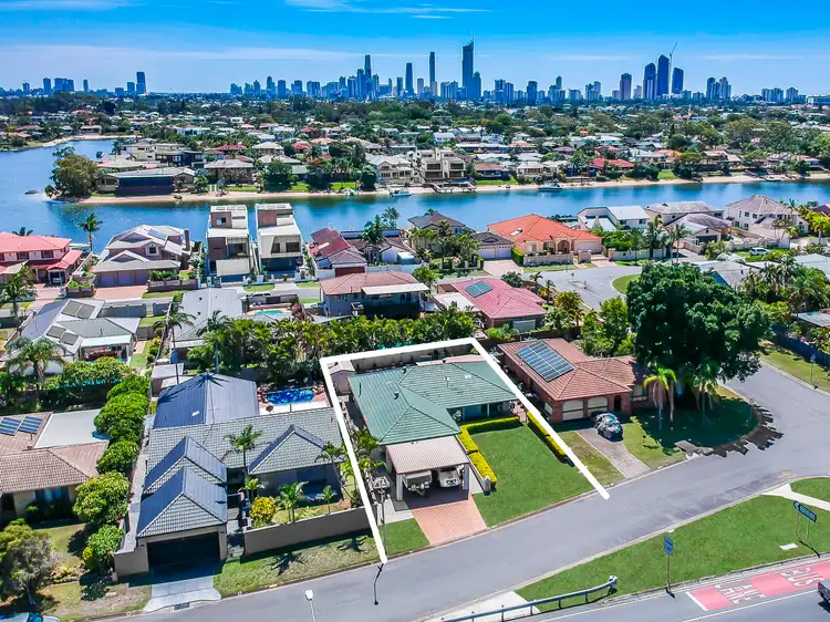 119 Hooker Boulevard, Broadbeach Waters QLD 4218