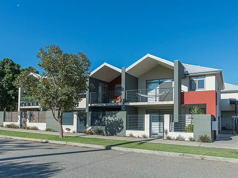 Main view of Homely unit listing, 10/13 Wilson Street, Bassendean WA 6054