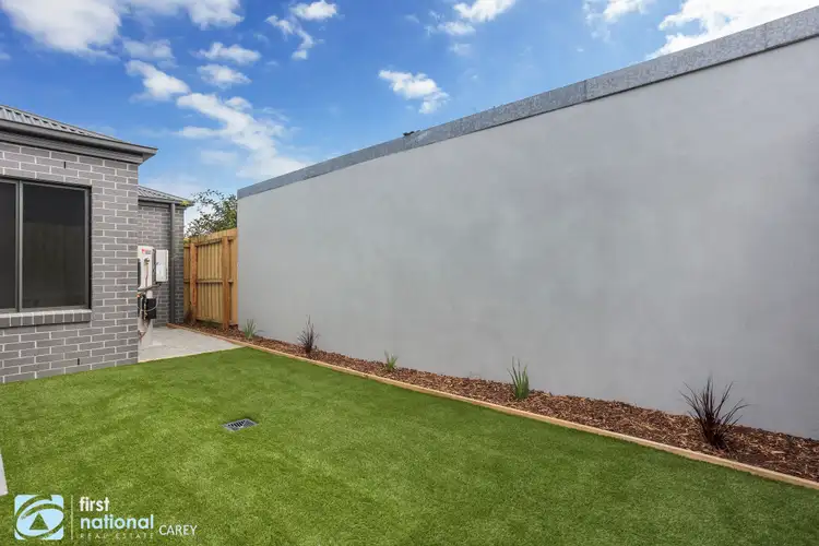 Fifth view of Homely house listing, 2/40 Patullos Road, Lara VIC 3212