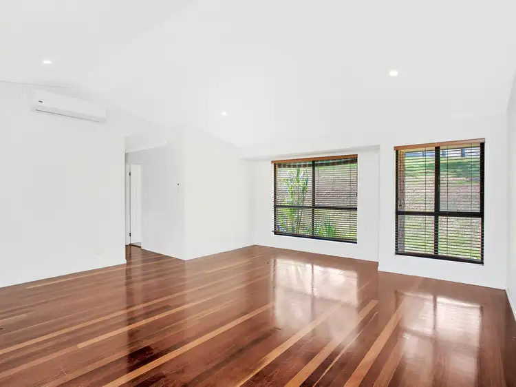 Fifth view of Homely house listing, 2 Riverina Court, Mudgeeraba QLD 4213