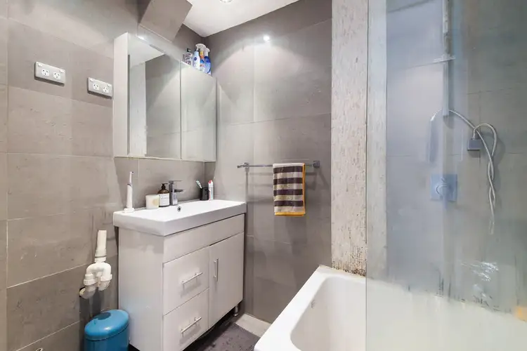 Fifth view of Homely apartment listing, 2/7A Penkivil Street, Bondi NSW 2026