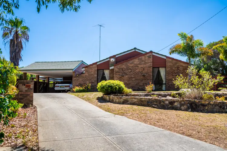 6 Topaz Court, Mount Richon WA 6112
